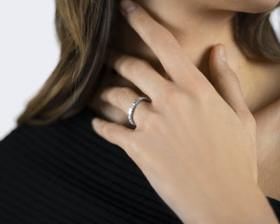 alliance-ruban-or-blanc-750-diamants-3g-bijoux-pour-homme
